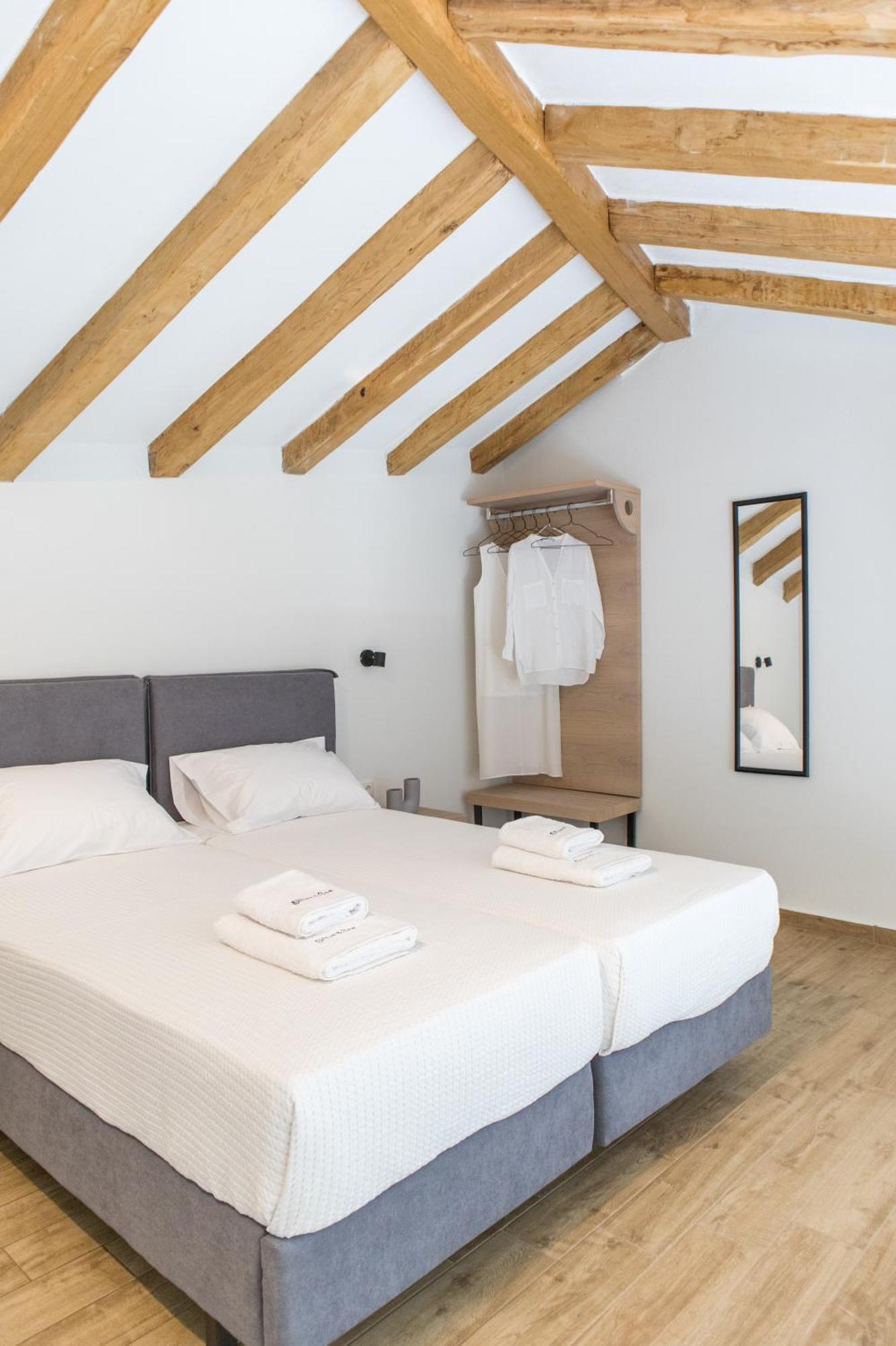 Olive & Sea Luxury Suites Skala Sotiros Exterior foto