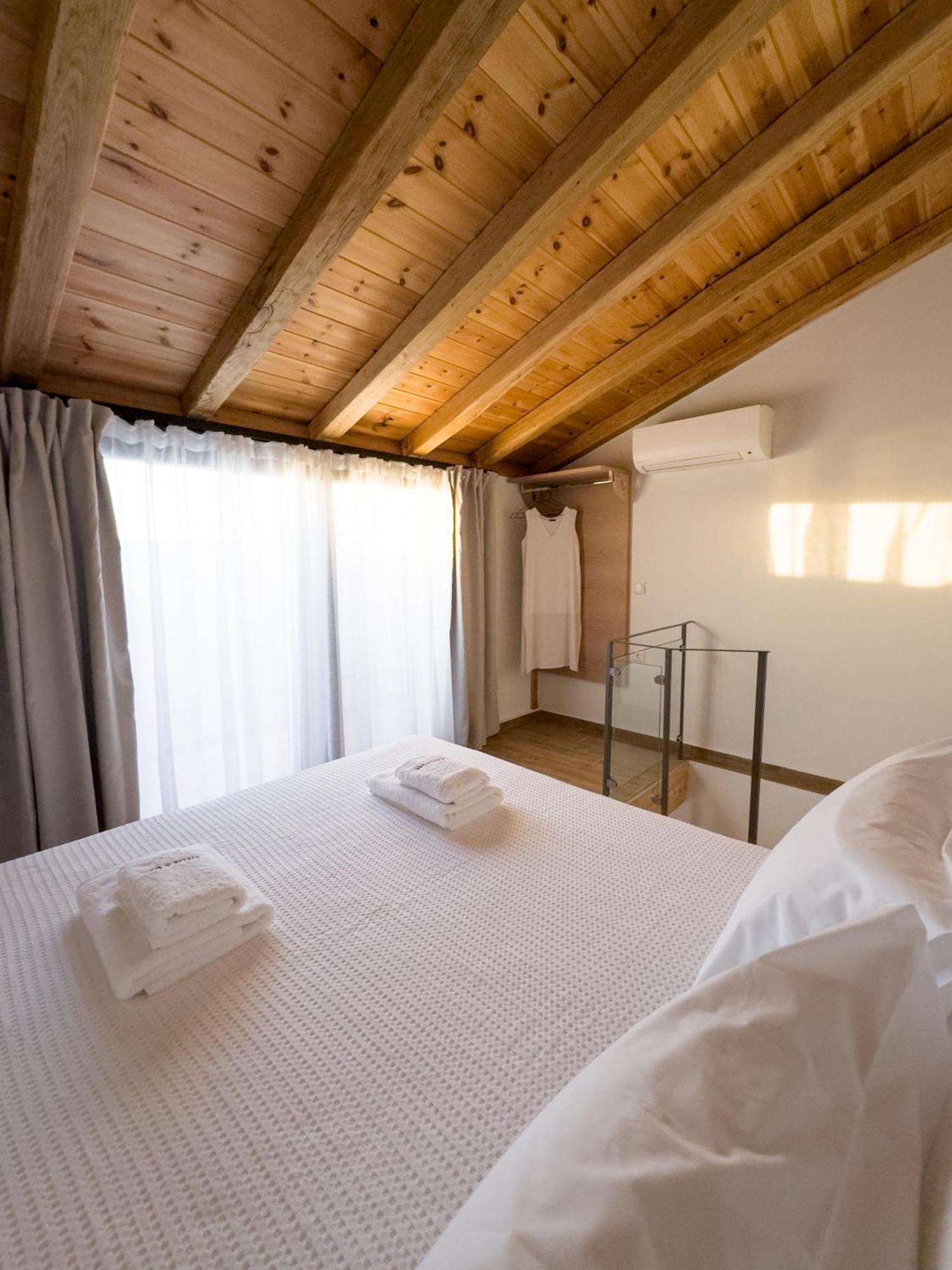 Olive & Sea Luxury Suites Skala Sotiros Exterior foto